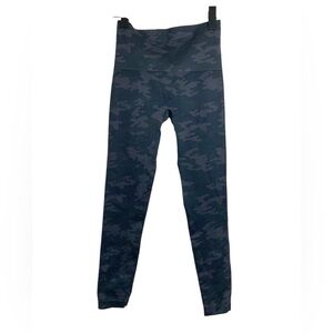 Spanx Camo Leggings Size M